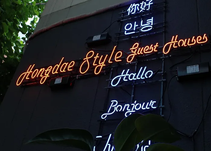 Hongdae Style Pensión 2*